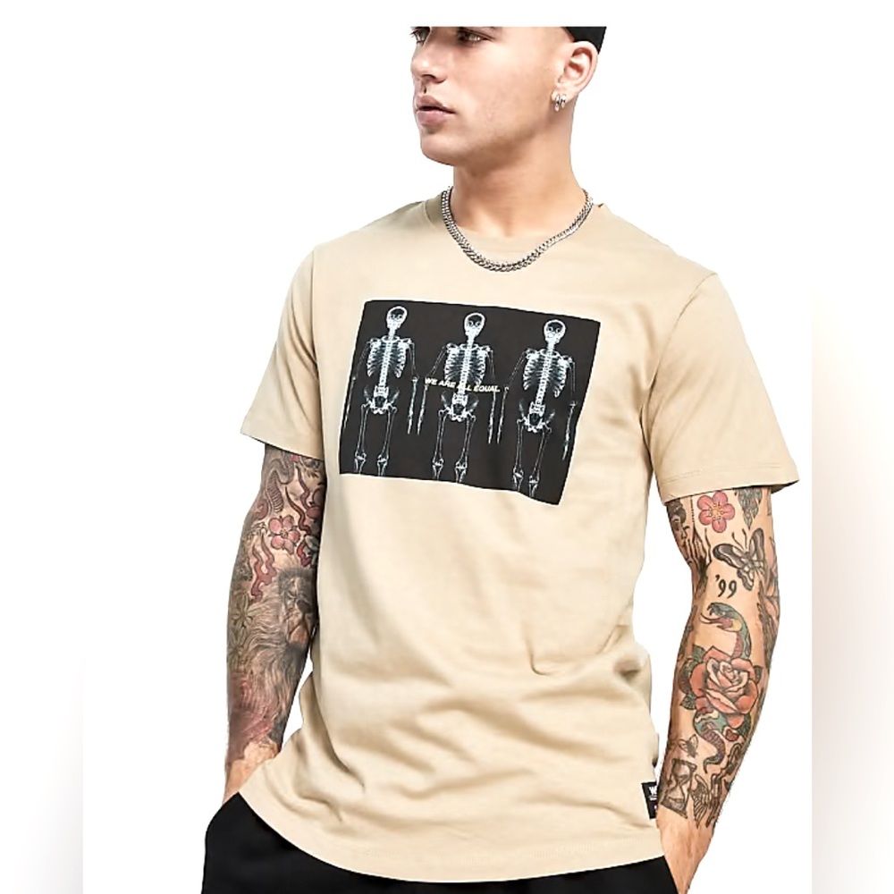WeSC America Inc Max We Are All Equal T-Shirt white. Size large